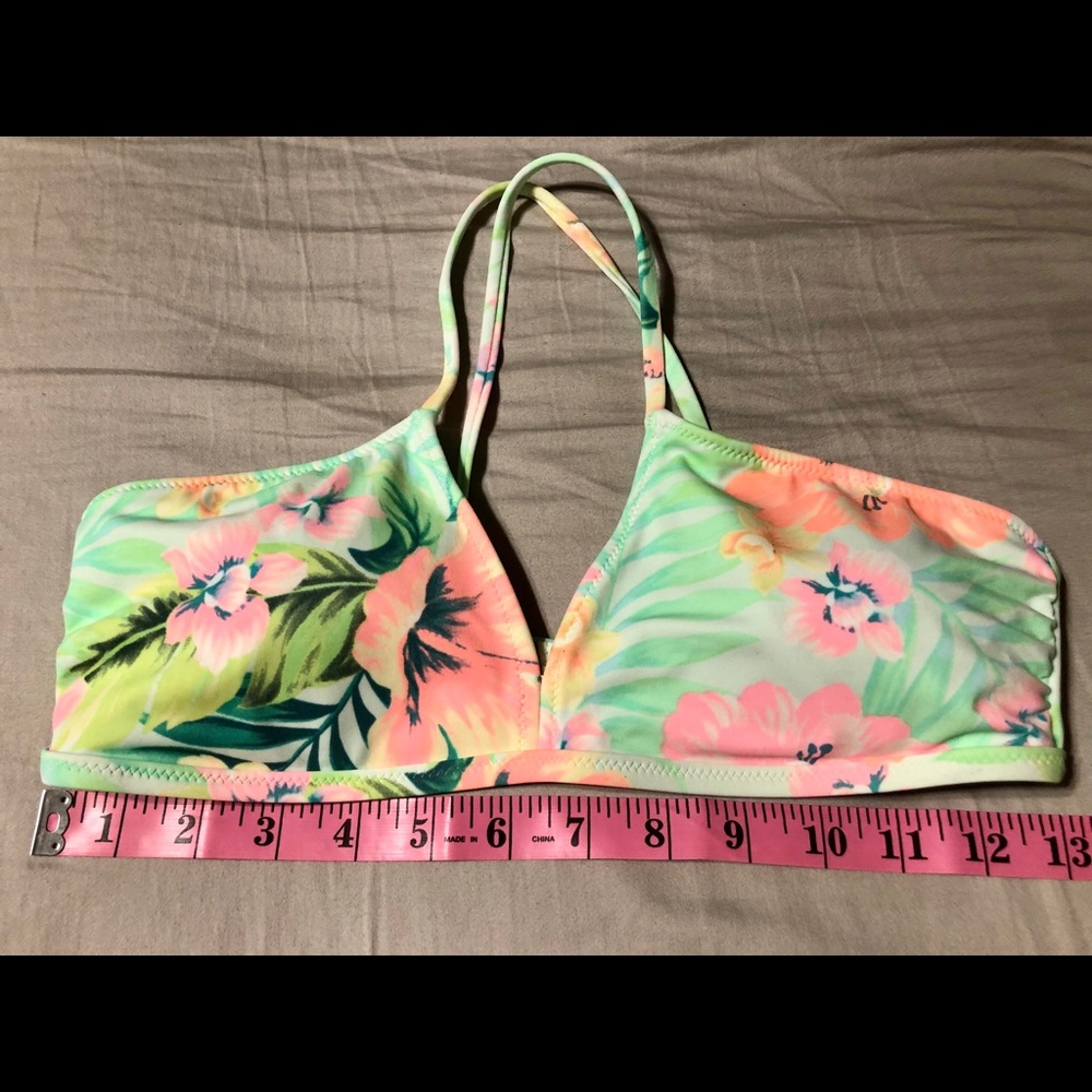 NWOT Victoria Secret PINK Swimsuit Top